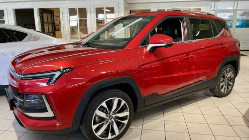 JAC e-JS4 Nordic Edition /Hengerfeste/DAB/Kamera/Soltak/Isofix