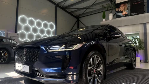 JAGUAR I-PACE Blackpack| HUD | H.Feste | Pano | 360 | Luftfj | Ratt.v