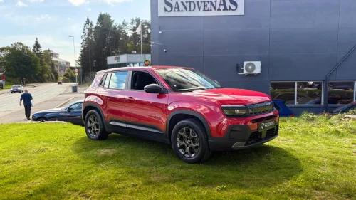 JEEP AVENGER Longitude 54kWh 400km WLTP/1 eier/Historikk/Carplay