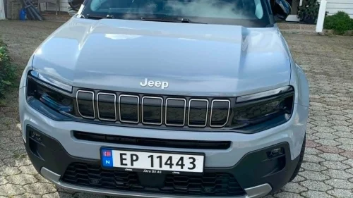 JEEP AVENGER Summit 156hk 54KWh