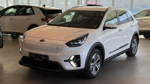 KIA NIRO 64 kWh -WLTP 455 KM - Skinn - Tar innbytte