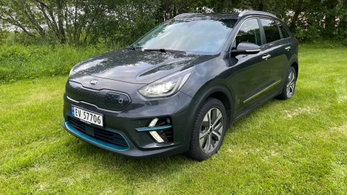 KIA NIRO 64 kWt-First Edition-Skinn-Acc-JBL-Takluke (Exclusive)