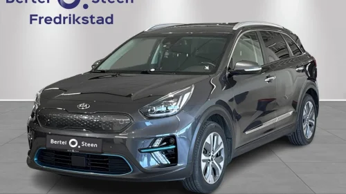 KIA NIRO First Edition, Vent. skinnseter, varme i ratt, navi,