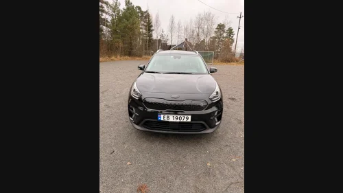 KIA NIRO First Edition med skinninteriør, varme/ventilasjon.