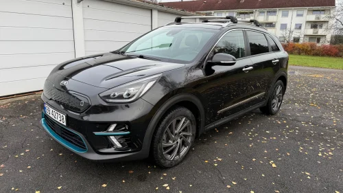 KIA NIRO EXCLUSIVE/SOLTAK/SKINN/NAVI/ACC/LAV KM