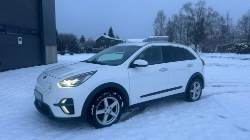 KIA NIRO E-Niro 2020 · 64 kWh · Lav km 81 110 · Lang rekkevidde