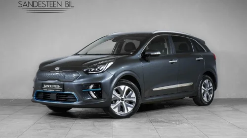 KIA NIRO 64KWH/ACC/SKINN/ELSETER/RYGGEKAMERA/JBL LYD/VARMEPUMPE