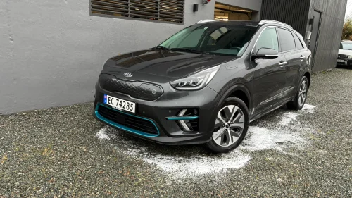 KIA NIRO Exclusive - toppmodell, soltak, ventilerte seter+++