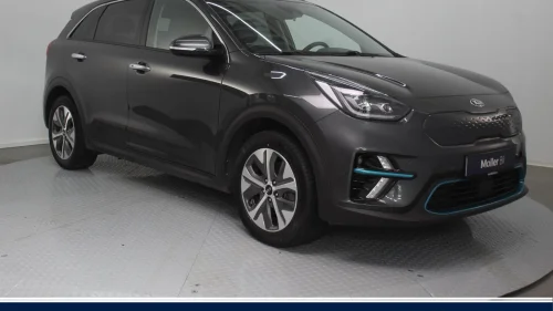 KIA NIRO Exclusive - R.Kam, Skinn, JBL, Navi