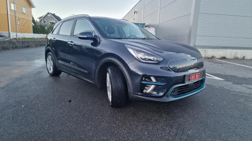 KIA NIRO Exclusive KAM/NAVI/ACC/RATTVARME++++