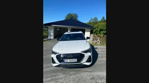 AUDI e-tron Sportback 55 55 S line