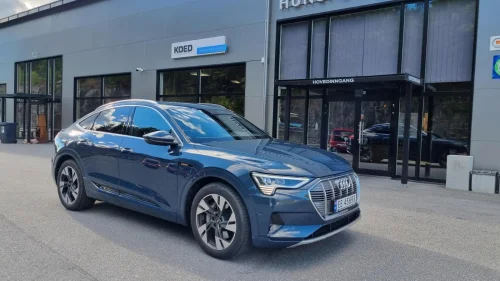 AUDI E TRON SPORTBACK 55 55 Advanced Sport -Matrix-Luft-Skinn-B&O-Norsk-360'