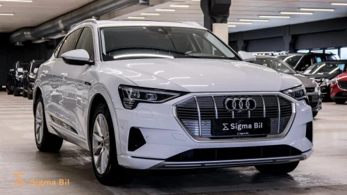 AUDI e-tron Sportback 50 50 Quattro ACC Krok CarPlay 360kam Soltak Garanti EU28+