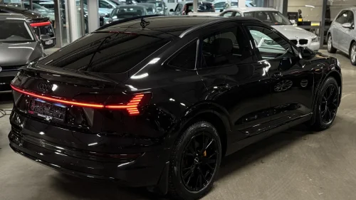 AUDI e-tron Sportback 50 50 Sportsback - Skinn - B&O lyd - Krok - 360 kam - 22``