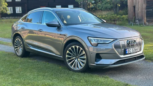 AUDI e-tron Sportback 55 55 Sportback Advanced Business