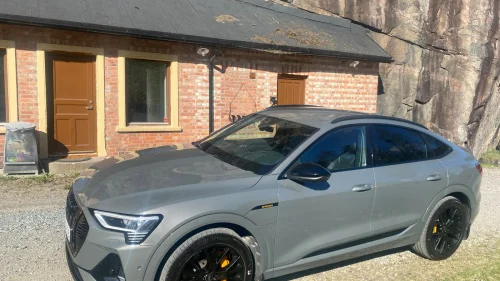 AUDI E TRON SPORTBACK 55 55 Sportback S line Sport Black Ed. Helskinn,