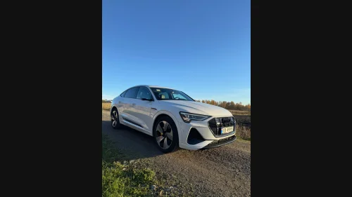 AUDI e-tron Sportback 55 Audi e-tron 55 Sportback /S-Line/Pano/HUD/H.feste