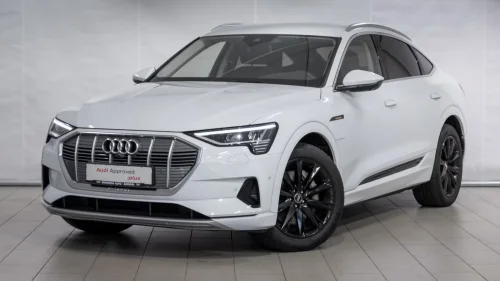 AUDI e-tron Sportback 50 50 Sportback S line Sport