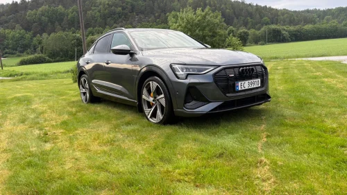 AUDI e-tron Sportback 50 50 Sportback S line