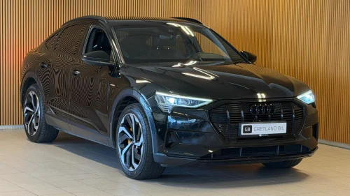 AUDI E TRON SPORTBACK 55 55 DELSKINN/NAVI/LUFT/KAMERA/21"/QUATTRO/NORSK!