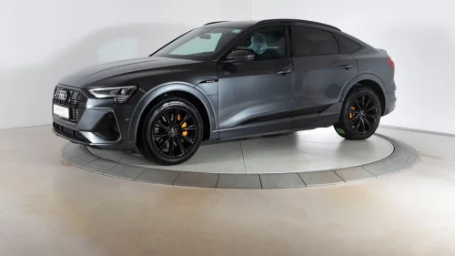 AUDI E TRON SPORTBACK 55 55 S line Sport - HUD, Matrix, 360Kam, Luft, Krok, 21"