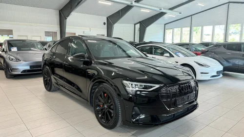 AUDI e-tron Sportback 50 50 Sportback S line,Pano,B&O,Krok,Valcona Skinn,20"