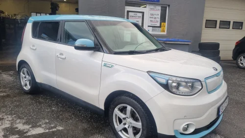 KIA SOUL Eu til Sept 2027-s hefte-8 hjul-Aut-97 km kjørelengde