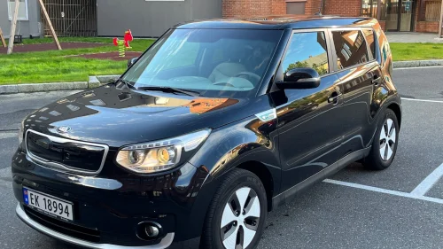KIA SOUL Må EU-godkjennes. Se mangellapp og beskrivelse.