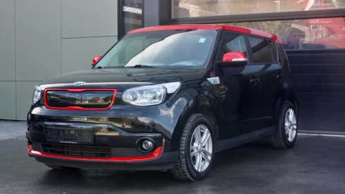 KIA SOUL Exclusive/Skinn/Cruise/Pano/Rkam/Rattvarme/Service + EU