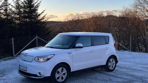 KIA SOUL Pen og velholdt Exclusive m/skinn, navi ++