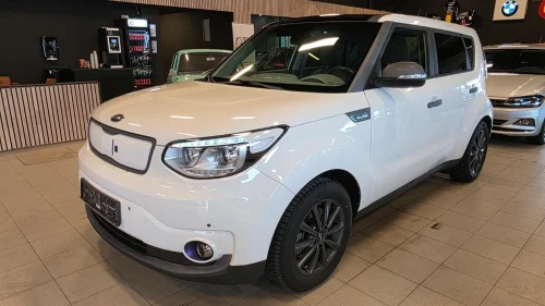 KIA SOUL EXCLUSIVE/ Panorama/ Batteritest/Skinn/ NY EU/ EN EIER