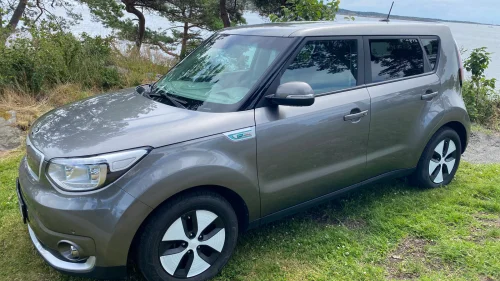 KIA SOUL SE!Excl.Skinn.Full serv.