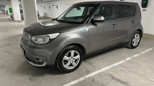 KIA SOUL Exclusive. Velholdt. Ny service. Skinn. Navi/kamera.