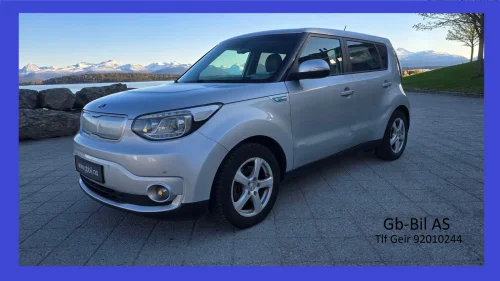 KIA SOUL 30 kWt/Exclusive/Skinn/Navi/Carplay/Kamera/
