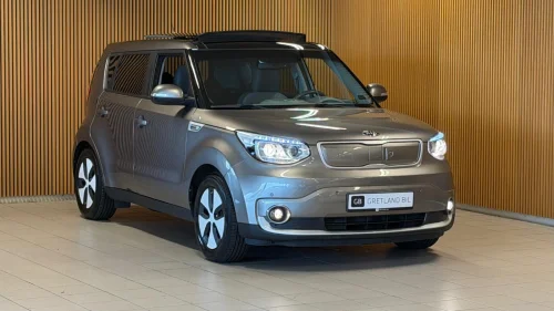 KIA SOUL 30KWH/EXCLUSIVE/PANO/SKINN/KLIMA/KAMERA/RATT VARME