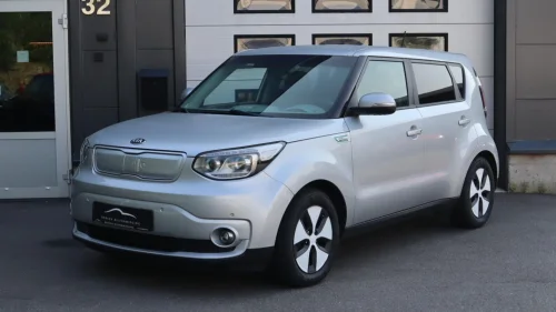 KIA SOUL Exclusive/Skinn/ R.kamera/ Navi/ Cruise/KeyLess/NY EU+