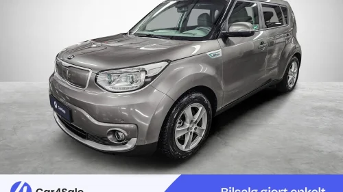 KIA SOUL Exclusive 250km / Skinn/ Cruise/ Kamera/ S+V/ Soltak ++