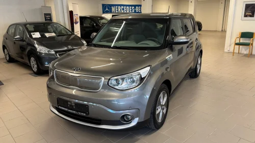 KIA SOUL EV Exclusive . SKINN/LED/V.PUMPE/KAMERA/NAVI/BT++