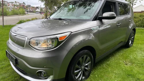 KIA Soul ev EV- ECO Exclusive VP AC R-Kam Isofix Skinn Navi DAB AUX