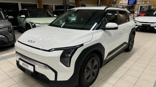 KIA EV3 Exclusive. S.R. Skinn, Navi, Rkamera, Norsk Bil++