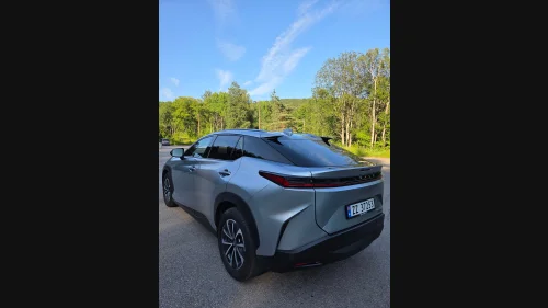 LEXUS RZ450E /Executive/Skinn/Garanti 200'/DAB+/Navi/Keyless/ACC