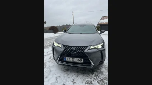LEXUS UX300E 300e FWD Luxury /topputgave m/soltak