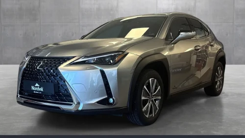 LEXUS UX300E 450 km WLTP rekkevidde/lav km/Rentekampanje 1.95%