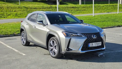 LEXUS UX300E 300e FWD Edition35