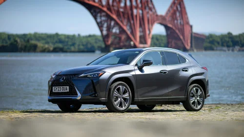 LEXUS UX300E