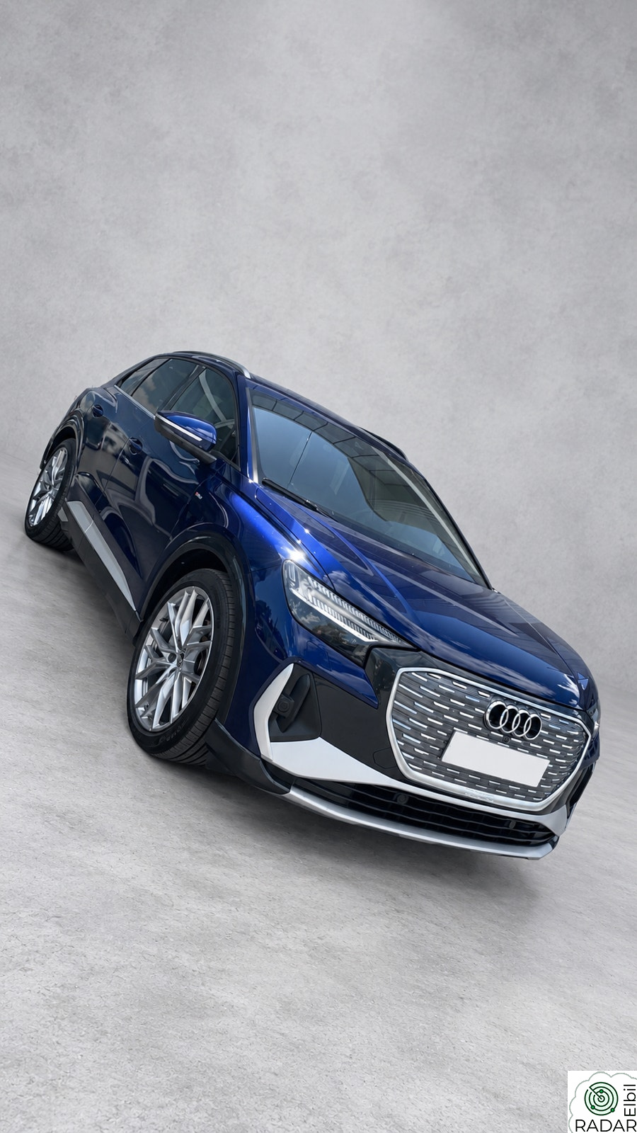 AUDI Q4 50 E TRON 50 quattro Adv. S-Line