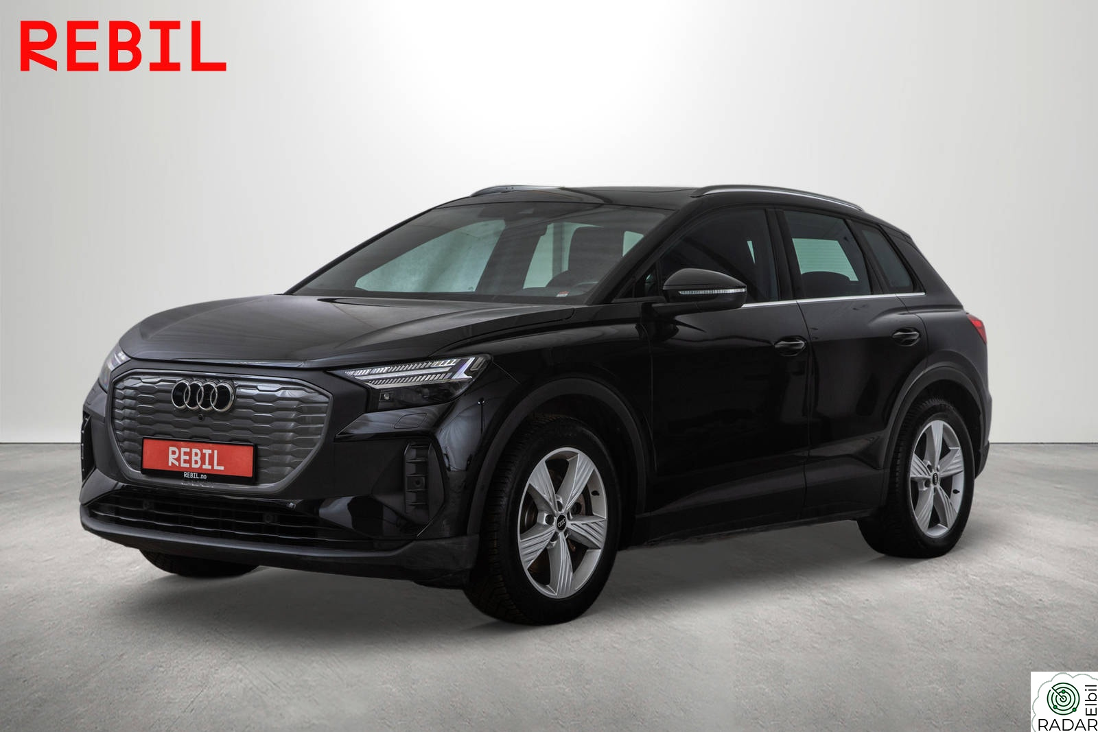 AUDI Q4 45 E TRON Q4 45 E-tron/Quattro/Krok/Vpump/Navi/Soltak/Rkam/Matrix