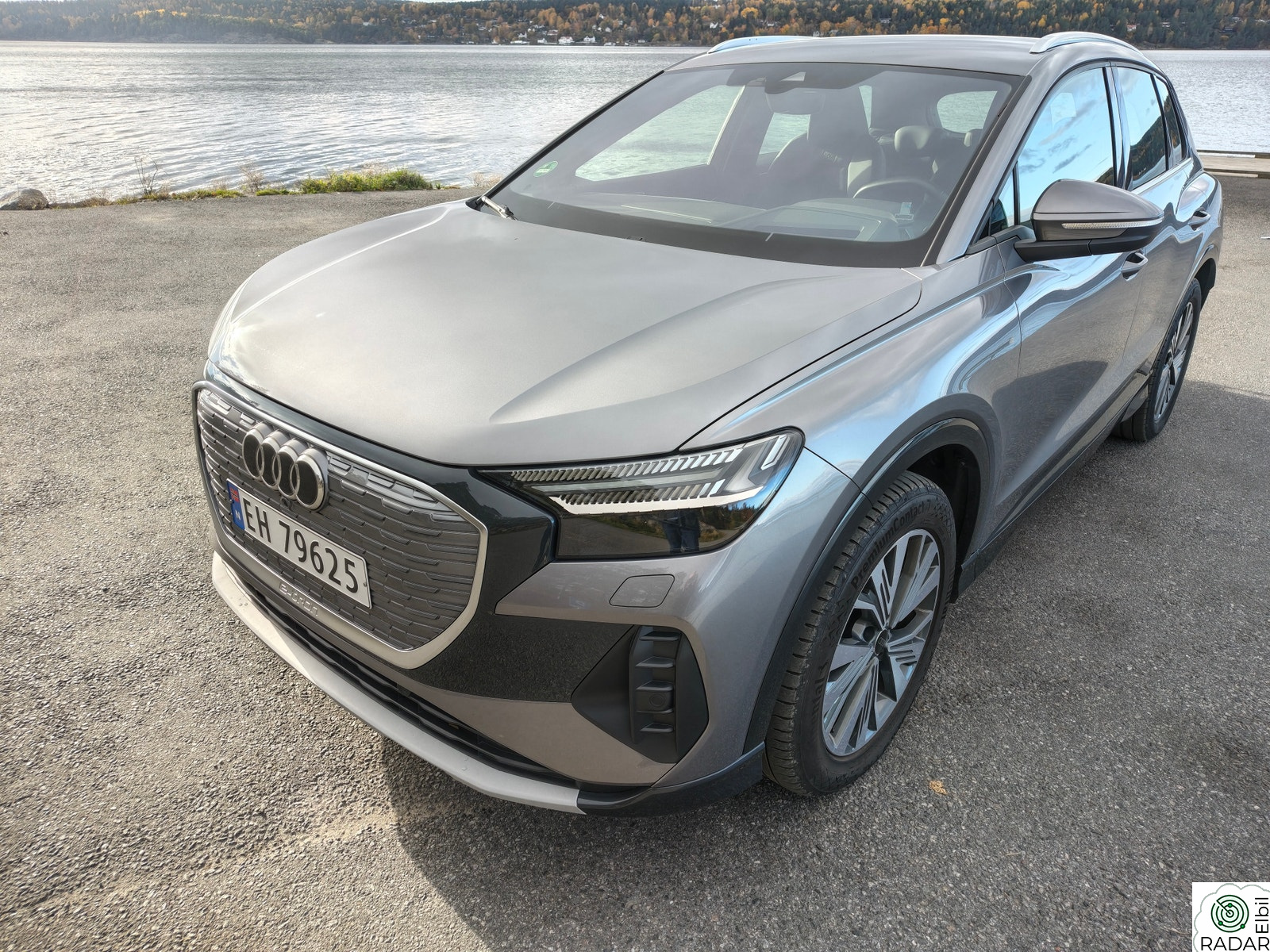 AUDI Q4 45 e-tron 45 quattro Edition Pro