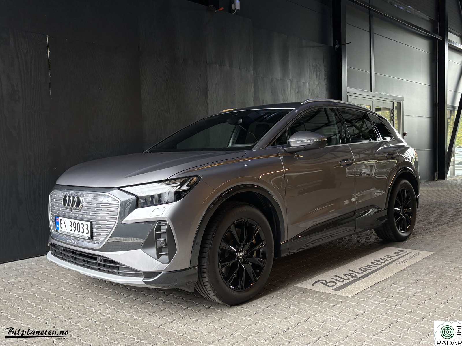 AUDI Q4 55 e-tron Q4 E-tron S-Line Pro 55 quattro WLTP 504km