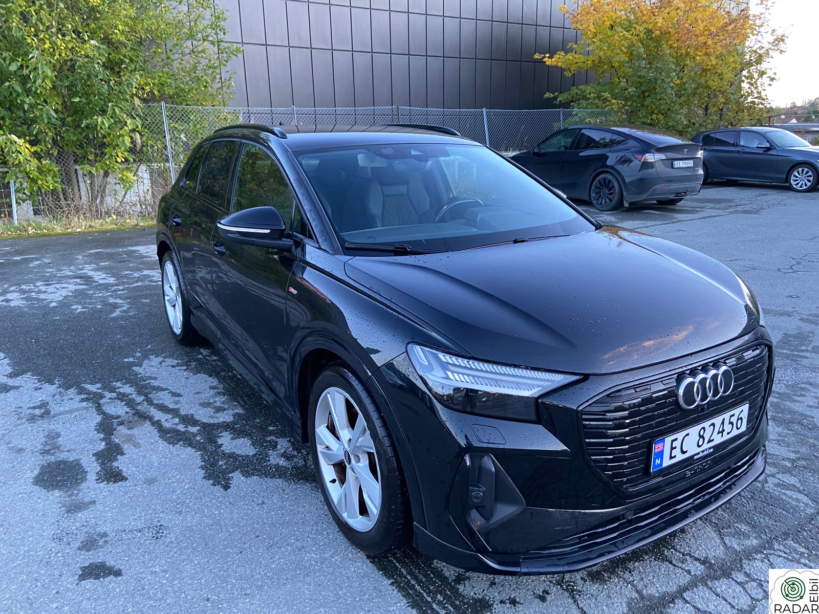 AUDI Q4 50 E TRON Q4 50 e-tron quattro S LINE/GLANSPAKKE SORT/MATRIX
